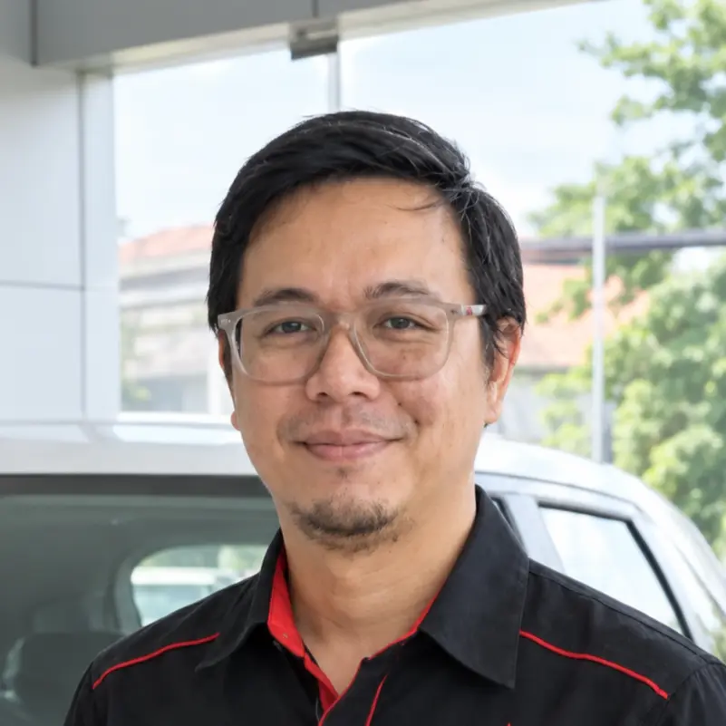Foto Fuad Sales Consultant Mitsubishi